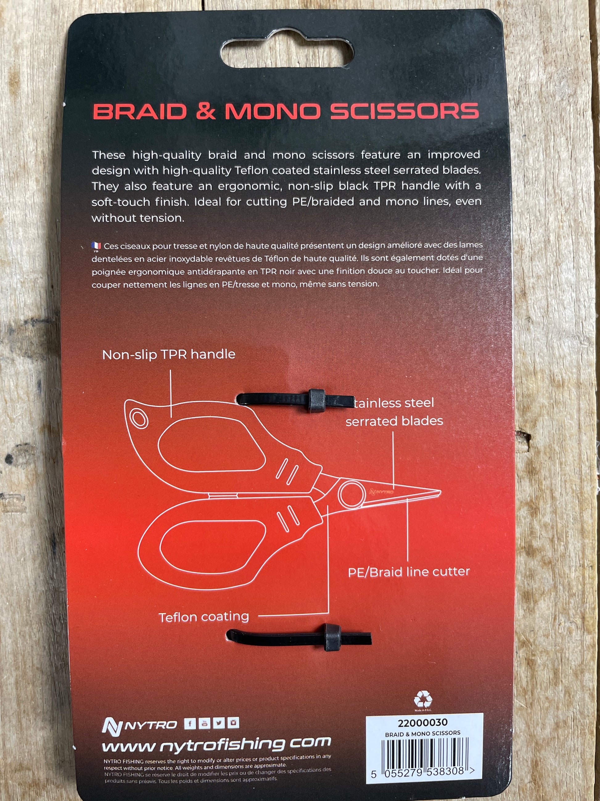 Nytro Tackle Braid and Mono line scissors back